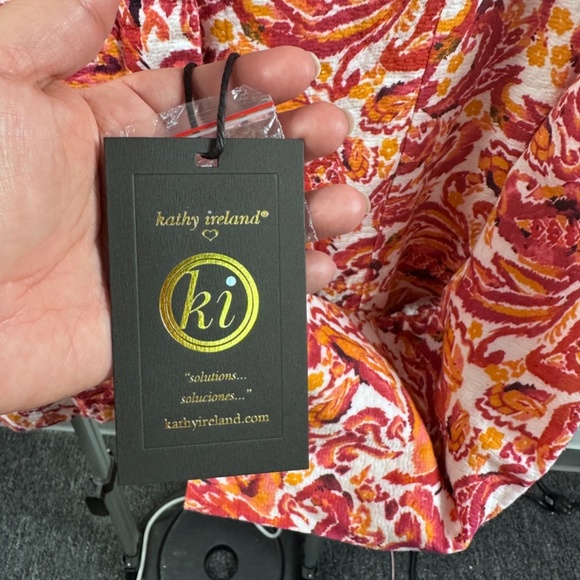 kathy ireland Fashion 360 Paradise Pleasure Paisley-Print Crop Jacket - Picture 4 of 7